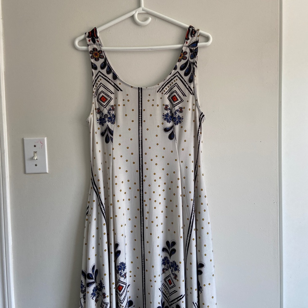 Reborn Sleeveless Flowy Summer Maxi Dress with Pockets | US Size M